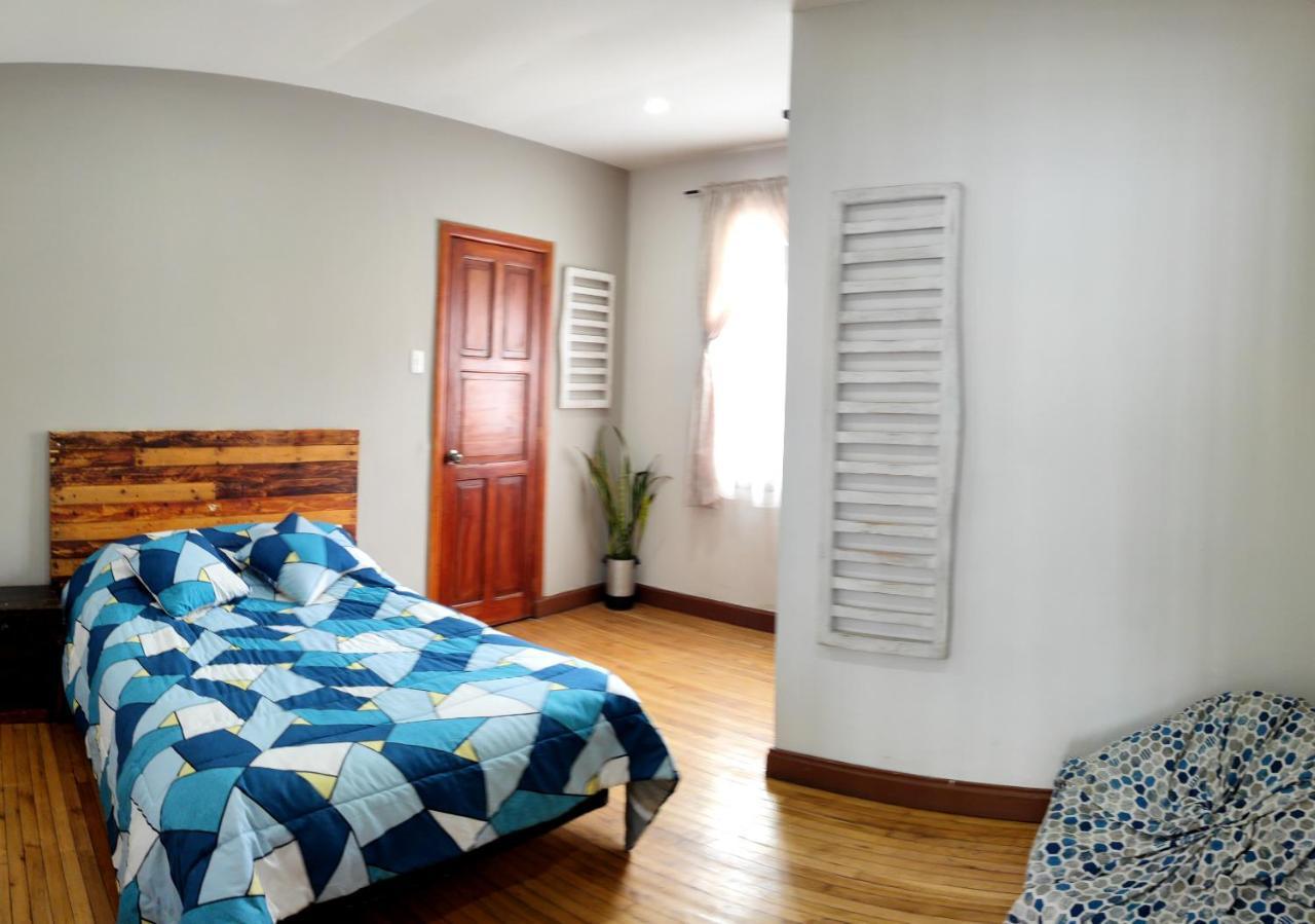 Minka Hostel كويتو المظهر الخارجي الصورة